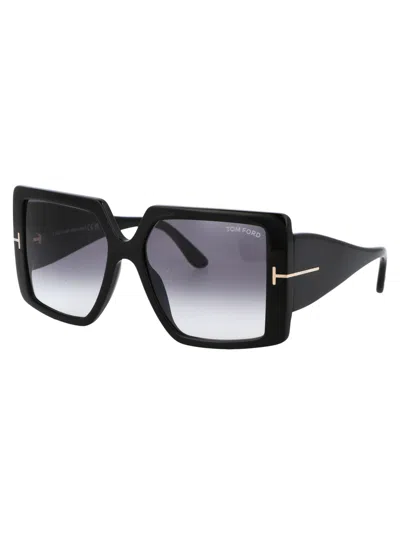 Tom Ford Squared Sunglasses Ft0921 01 B In 01b Nero Lucido / Fumo Grad