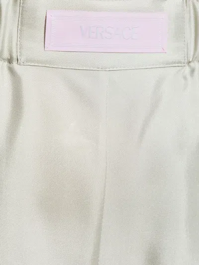 Versace Pink Shorts With Patch Logo On The Front And All-over Graphic Print In Grey