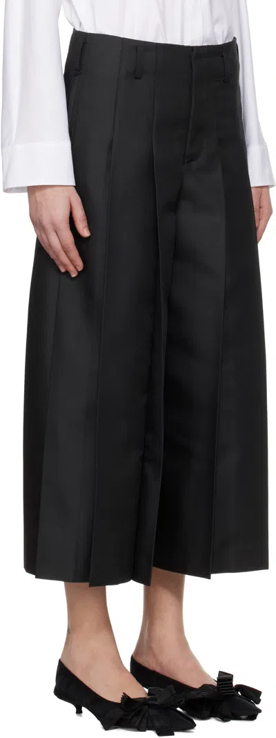Comme Des Garçons Trousers With Pleated Design And Belt Loops In Black