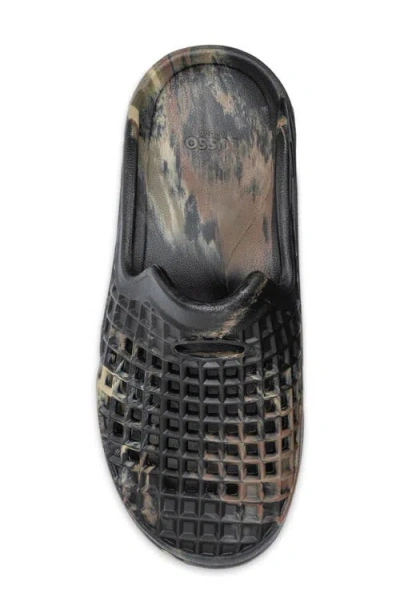 Lusso Cloud Scenario Perforated Clog In Woodland Camo