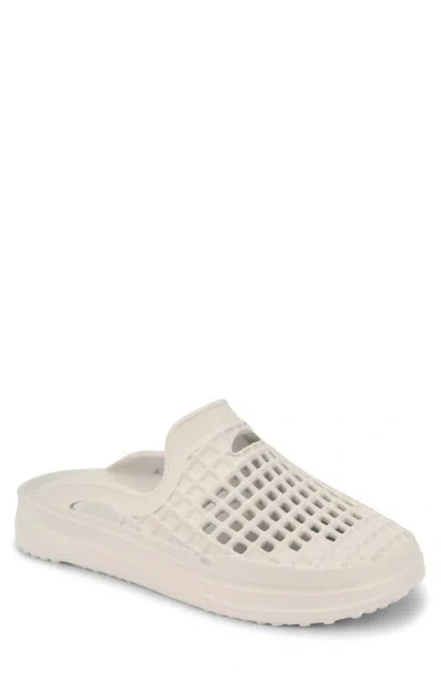 Lusso Cloud Scenario Perforated Clog In Bone White