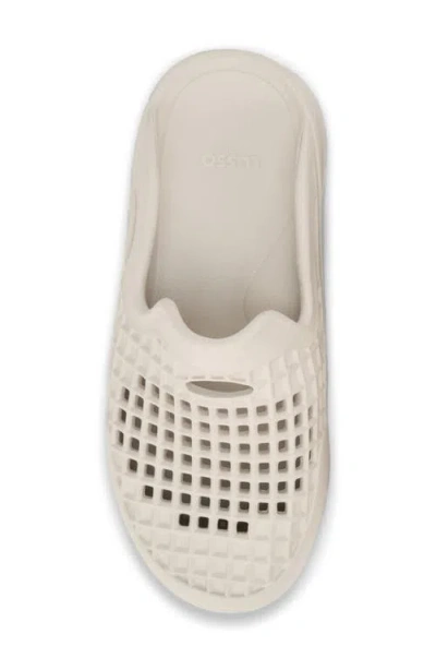 Lusso Cloud Scenario Perforated Clog In Bone White