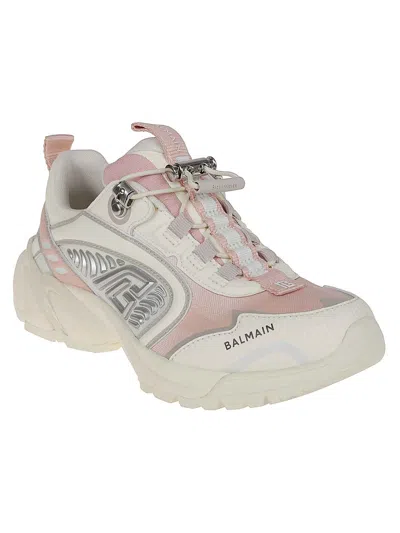 Balmain Cosmic Dust Trainers In Technical Materials In Crema