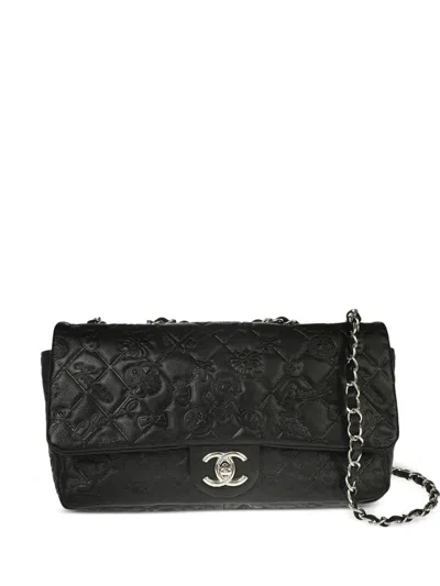 Pre-owned Chanel 2010 Lucky Symbols Shoulder Bag In 黑色