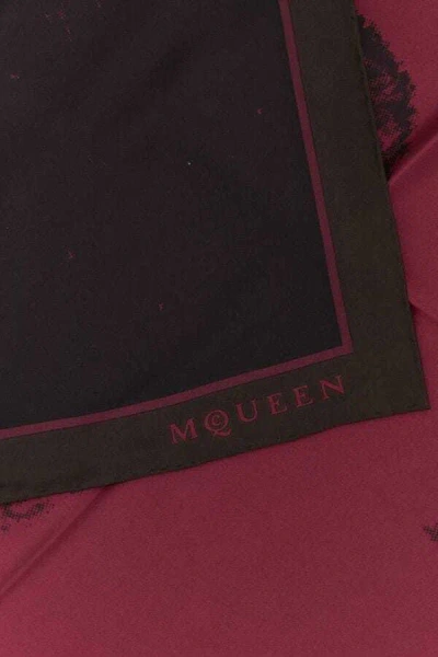 Alexander Mcqueen Twill Foulard Abstract Pattern In Black