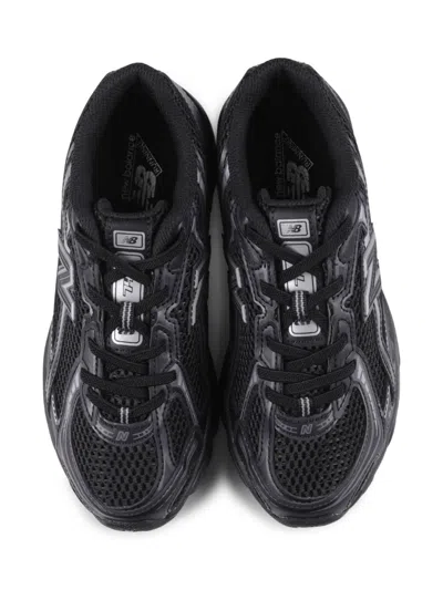 New Balance Boys  740 In Black