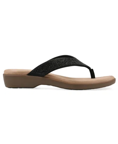 Cliffs By White Mountain Becharm Sandal In Black Fabric