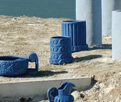 Seletti Magna Graecia Onda Terracotta Vase With Saucer In Cobalt Blue