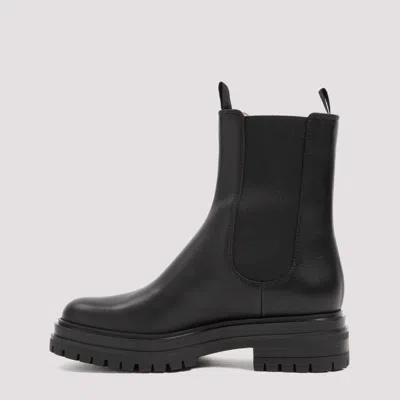 Gianvito Rossi Chester Leather Chelsea Boots In Black