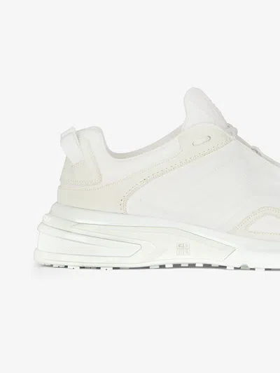Givenchy Gv1 Light Sneakers In White