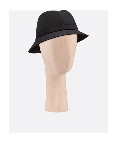Dior Black Bee-shaped Embroidered Hat In Black
