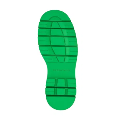 Bottega Veneta Color-blocking Design Chelsea Short Boots In Green