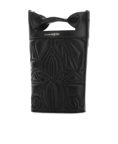 Alexander Mcqueen Borsa A Secchiello The Bow In Pelle Nera Donna In Black