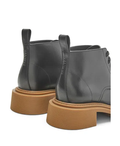 Loewe Versatile Elasticated Chelsea Boots In Black