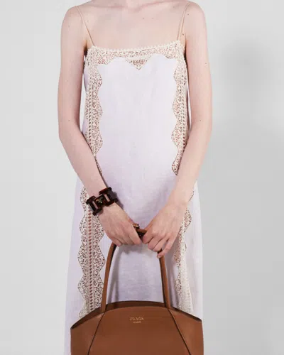 Prada Besticktes Kleid Aus Leinen Mit Spitzenbesatz In Sabbia