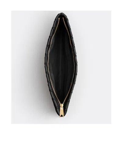Bottega Veneta Intrecciato Leather Pouch In Black