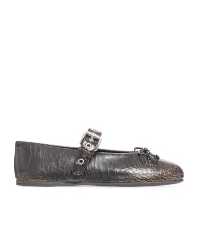 Miu Miu Leather Ballerinas With Bow Detail And Textured Finish In Black