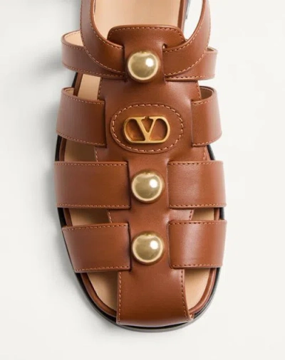 Valentino Garavani Vlogo Signature Calfskin Fisherman Sandal 20mm Woman Tobacco 42 In Brown