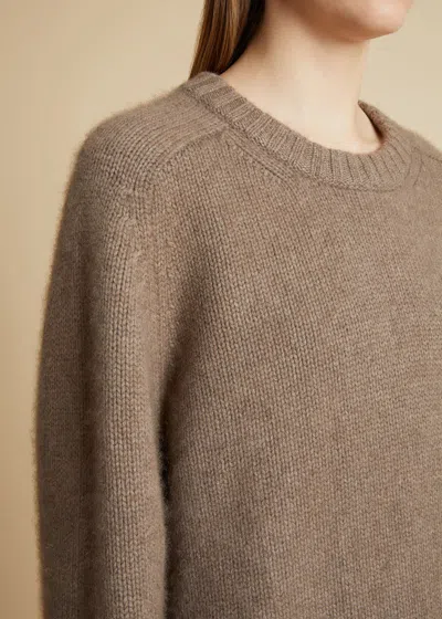 Khaite Mae Cashmere Pullover With Extended Sleeves In Barley Color