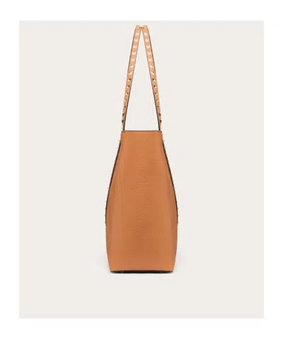 Valentino Garavani Rockstud Shoulder Bag In Almond Beige