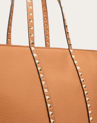 Valentino Garavani Rockstud Shoulder Bag In Almond Beige