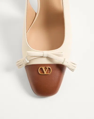 Valentino Slingback Valet Du Roi Pumps In Butter/tobacco In Nude