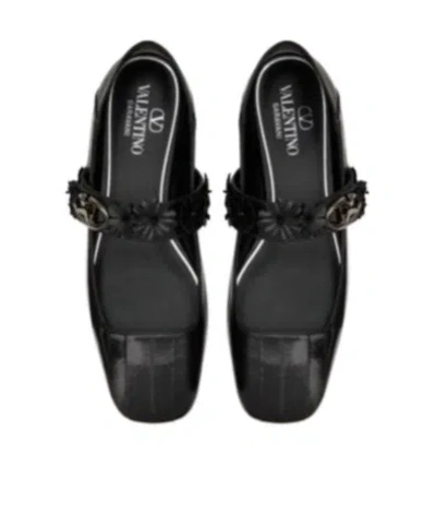 Valentino Garavani Leather Locker Ballerina Flats In Black
