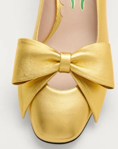 Valentino Garavani Bowow Pumps In Laminated Nappa 45mm Woman Gold 39.5