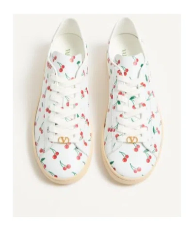 Valentino Garavani Royco Sneaker In Nappa Calfskin With Cherryfic Pattern In White