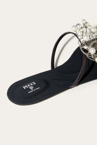Pucci Round Head Flat Slippers In Black