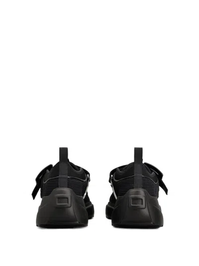 Roger Vivier Viv' On The Run Trekky Sneakers In Fabric And Patent Leather In Black