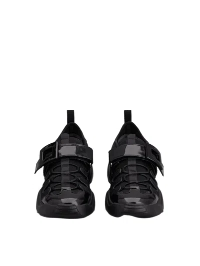 Roger Vivier Viv' On The Run Trekky Sneakers In Fabric And Patent Leather In Black