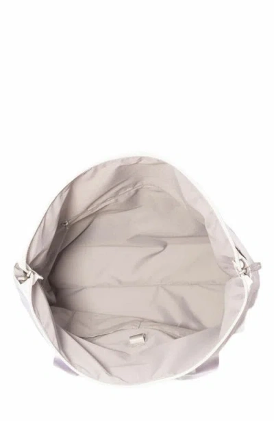 Baggallini Swift Tote In B-lite Bright White