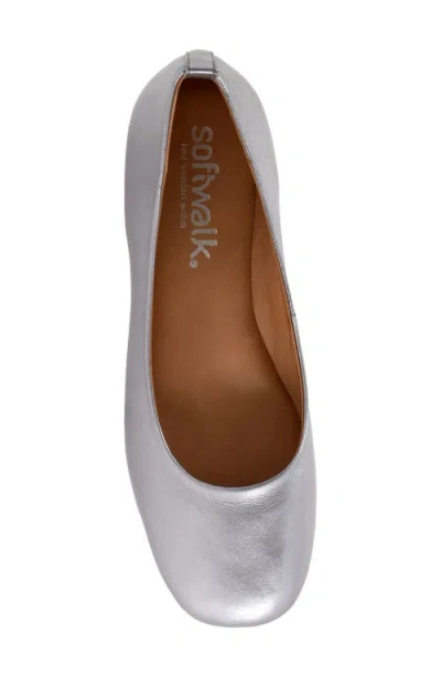 Softwalk ® Kiris Flat In Pewter