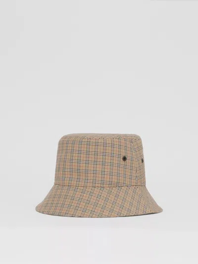Burberry Technical Check Bucket Hat In Multi