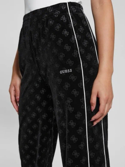 Guess Elastic Waist Casual Pants In Black
