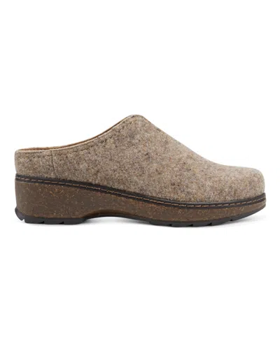 Earth Women's Kolia Slip-on Heeled Clogs In Light Brown