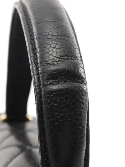 Pre-owned Chanel 2000-2002 Matelasse Handbag In Black