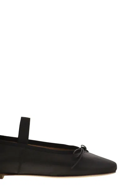 Anniel Leather Ballerina And Elastic Band In Black