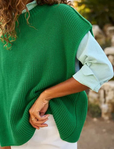 Frank & Eileen Montecito Vest In Green