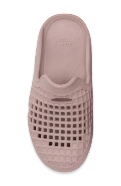 Lusso Cloud Scenario Perforated Clog In Mauve