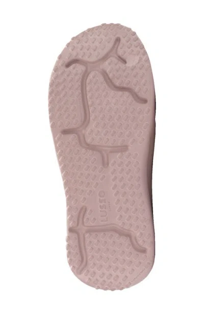 Lusso Cloud Scenario Perforated Clog In Mauve
