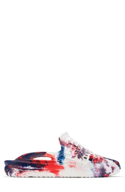 Lusso Cloud Scenario Perforated Clog In Rocket Swirl