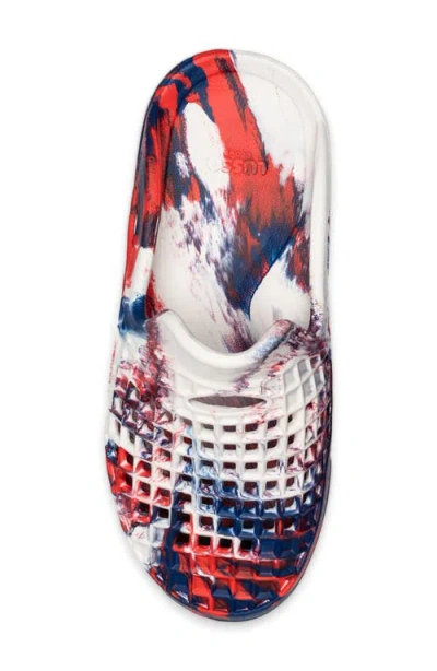 Lusso Cloud Scenario Perforated Clog In Rocket Swirl