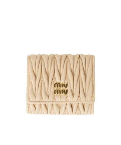 Miu Miu Small Pleated Wallet In Nude