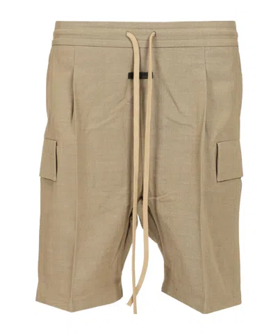 Fear Of God Utility Cargo Pocket Elastic Waist Shorts In Beige