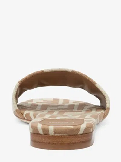 Fendi Signature Beige Fabric Slides In Neutral