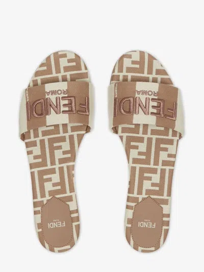 Fendi Signature Beige Fabric Slides In Neutral