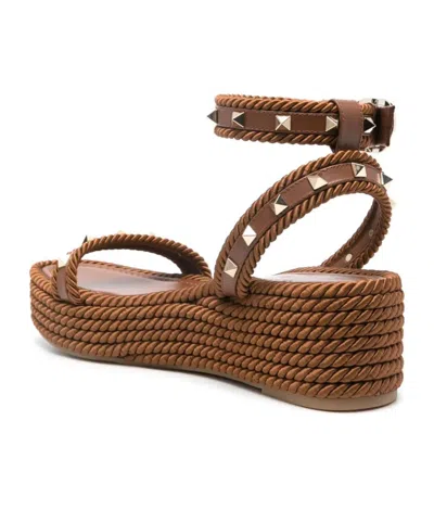 Valentino Garavani Valentino Espadrillas Platform Rockstud In Brown