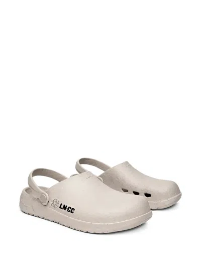 Ales Grey Rodeo Drive Clogs In Grey